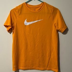 Nike | The Nike Tee | Dri-Fit T-Shirt | Boys | L